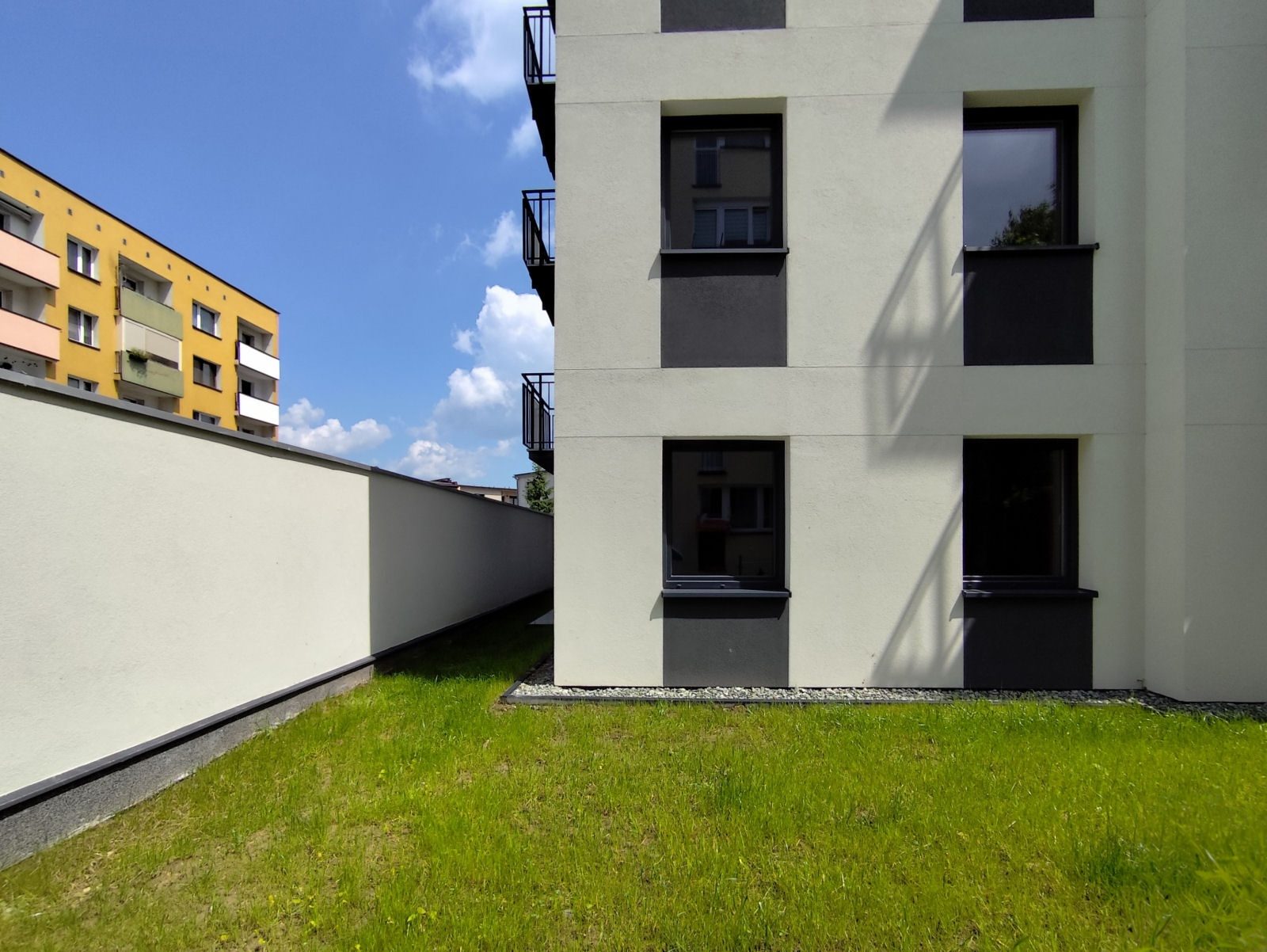 3-pokoje z ogrodem w centrum Czechowic-Dziedzic — zdjęcie 3