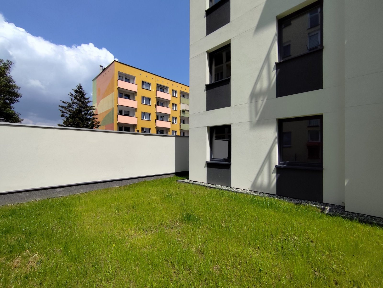 3-pokoje z ogrodem w centrum Czechowic-Dziedzic — zdjęcie 4