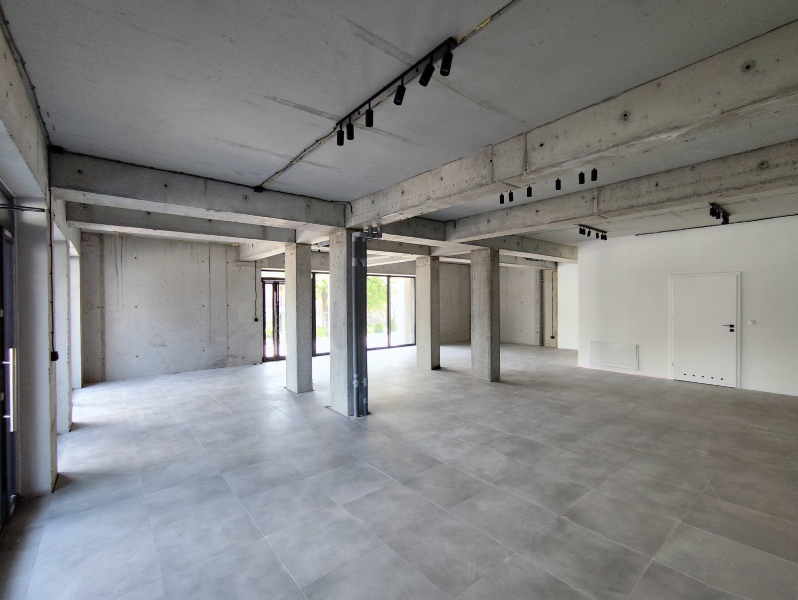 Inwestycyjny Lokal Usługowy 124m² | Centrum Czechowice-Dziedzice | Nowy Budynek — zdjęcie 8
