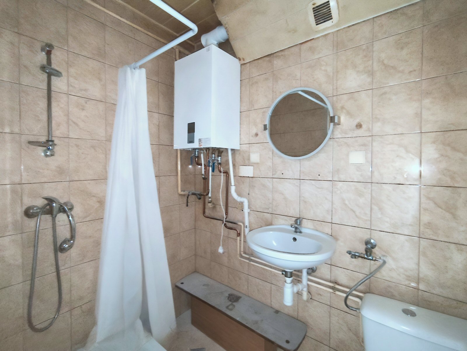 Słoneczne 2-pokoje z balkonem w centrum Czechowic-Dziedzic — zdjęcie 2