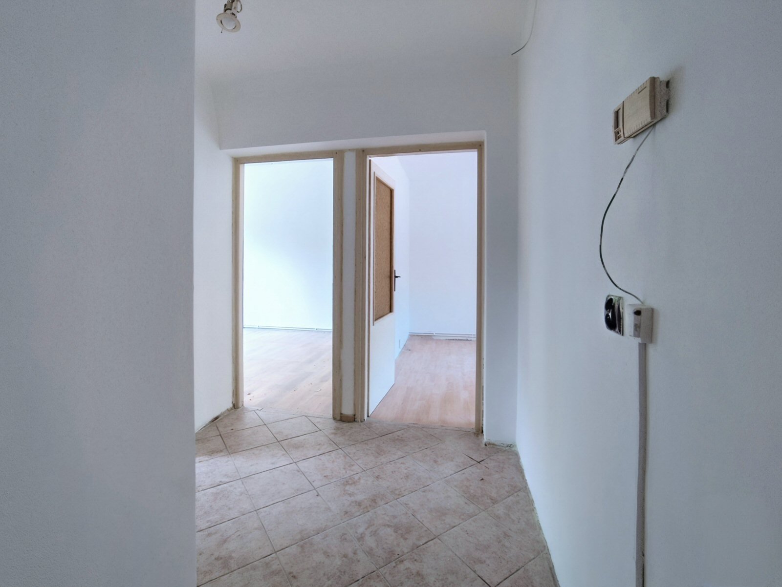 Słoneczne 2-pokoje z balkonem w centrum Czechowic-Dziedzic — zdjęcie 5
